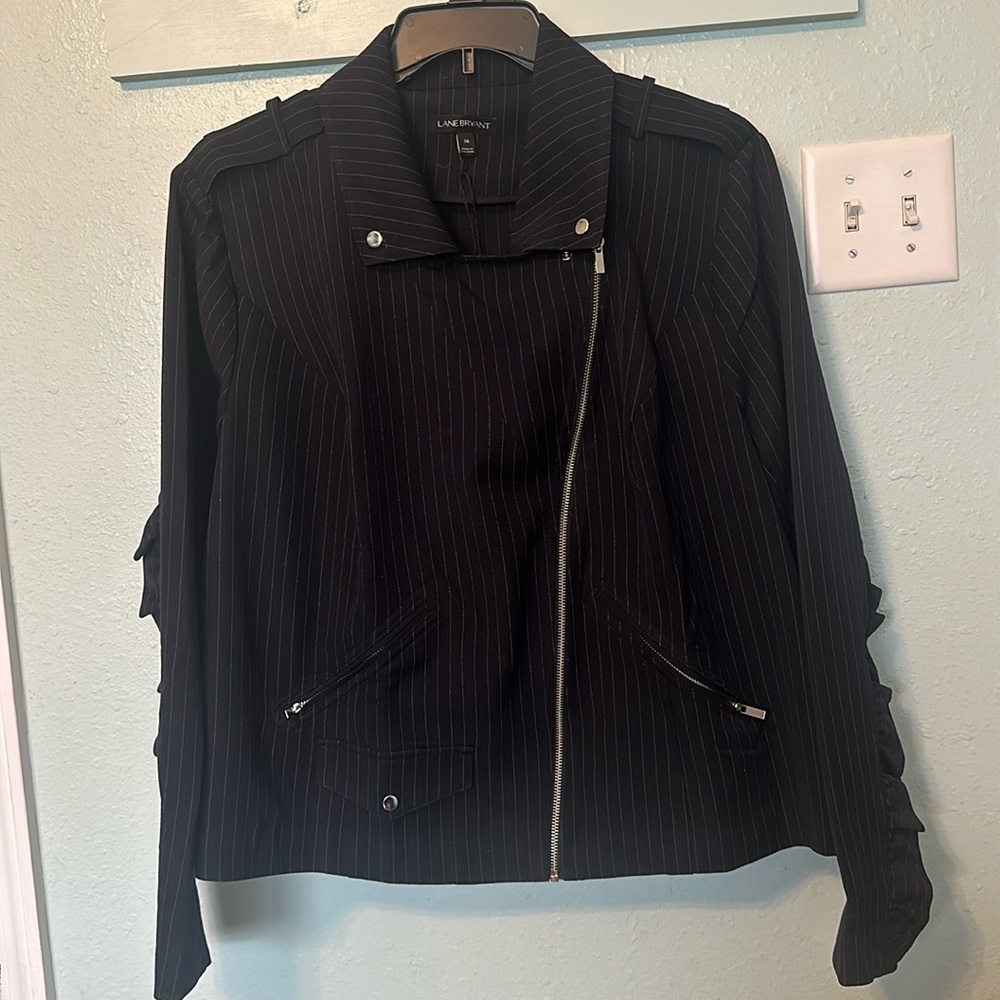Lane Bryant Pinstripe Blazer Jacket Plus Size 26 Black Tailored Moto Zippers NWT